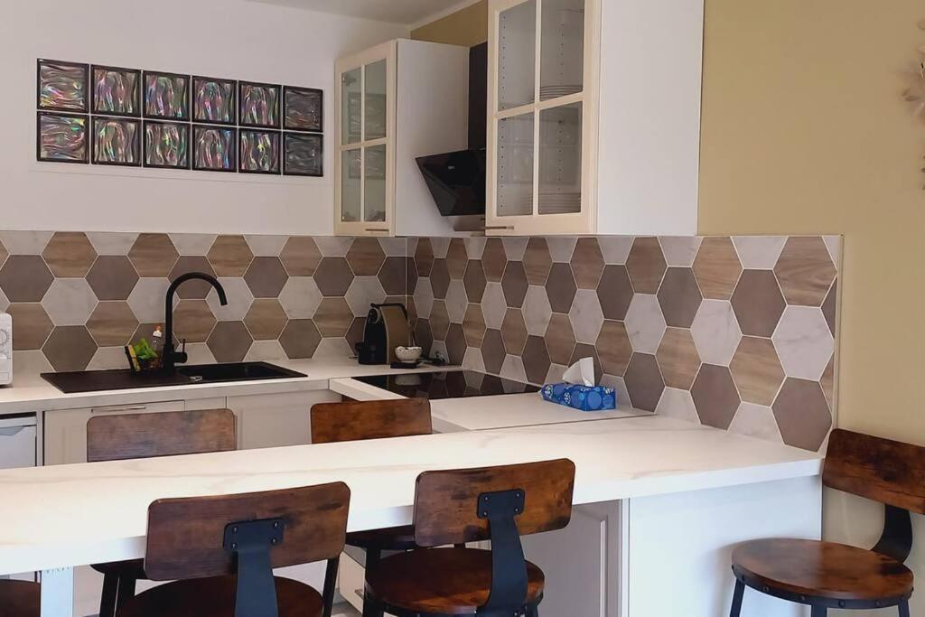 Immeuble Le Regency, Appartement 4 Pieces, 80 Metres De La Plage Menton Luaran gambar