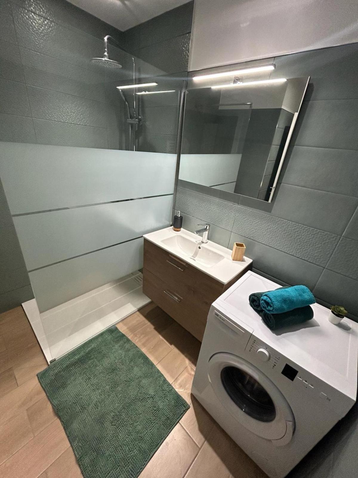 Immeuble Le Regency, Appartement 4 Pieces, 80 Metres De La Plage Menton Luaran gambar
