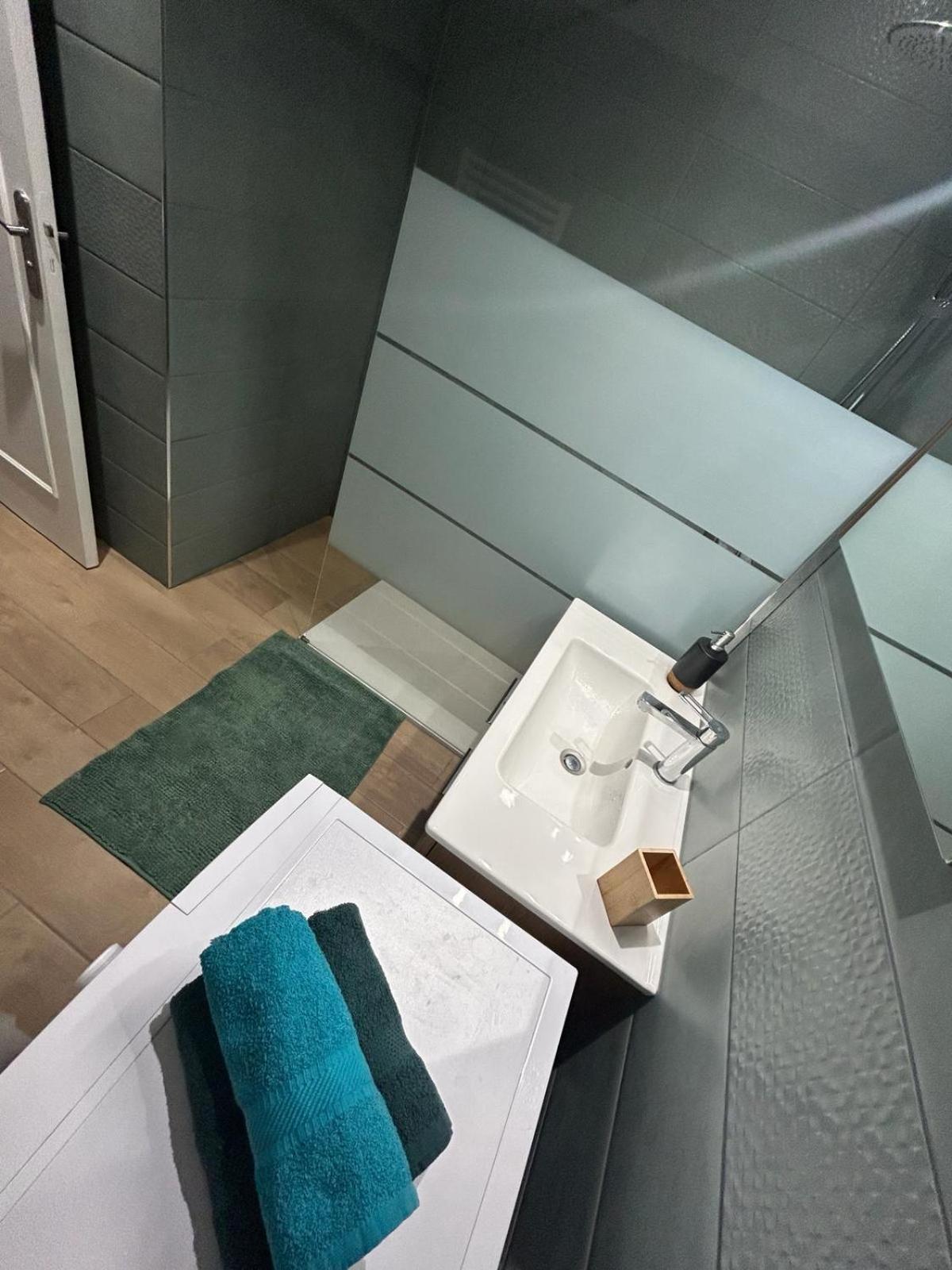 Immeuble Le Regency, Appartement 4 Pieces, 80 Metres De La Plage Menton Luaran gambar