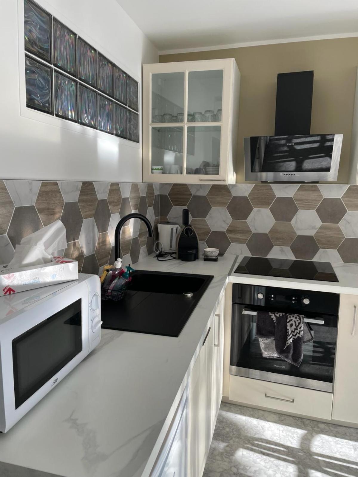 Immeuble Le Regency, Appartement 4 Pieces, 80 Metres De La Plage Menton Luaran gambar