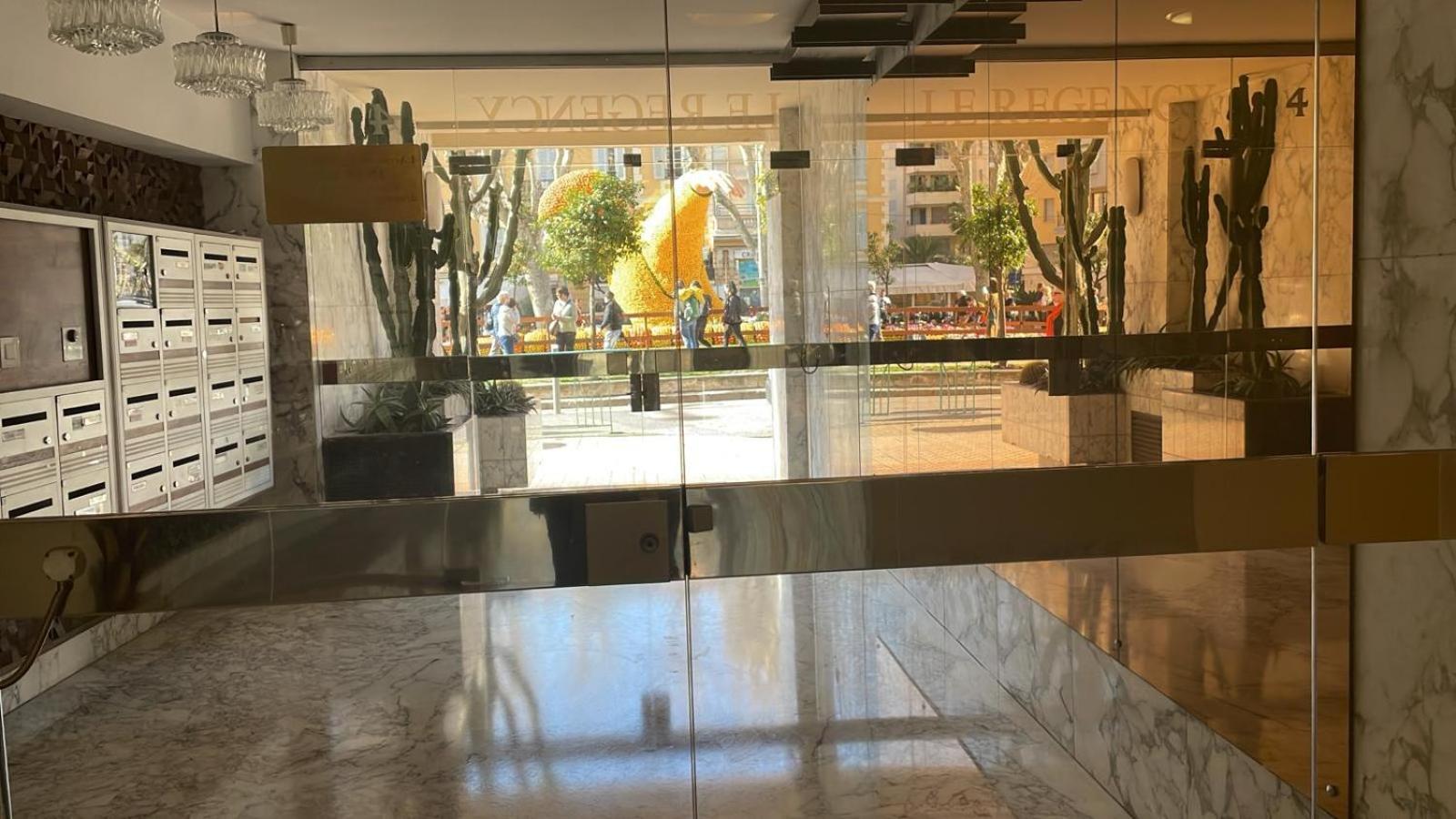 Immeuble Le Regency, Appartement 4 Pieces, 80 Metres De La Plage Menton Luaran gambar